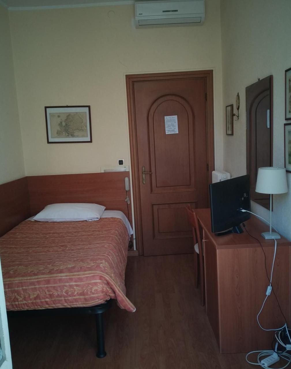 Hotel Lucciola Bordighera Exteriér fotografie